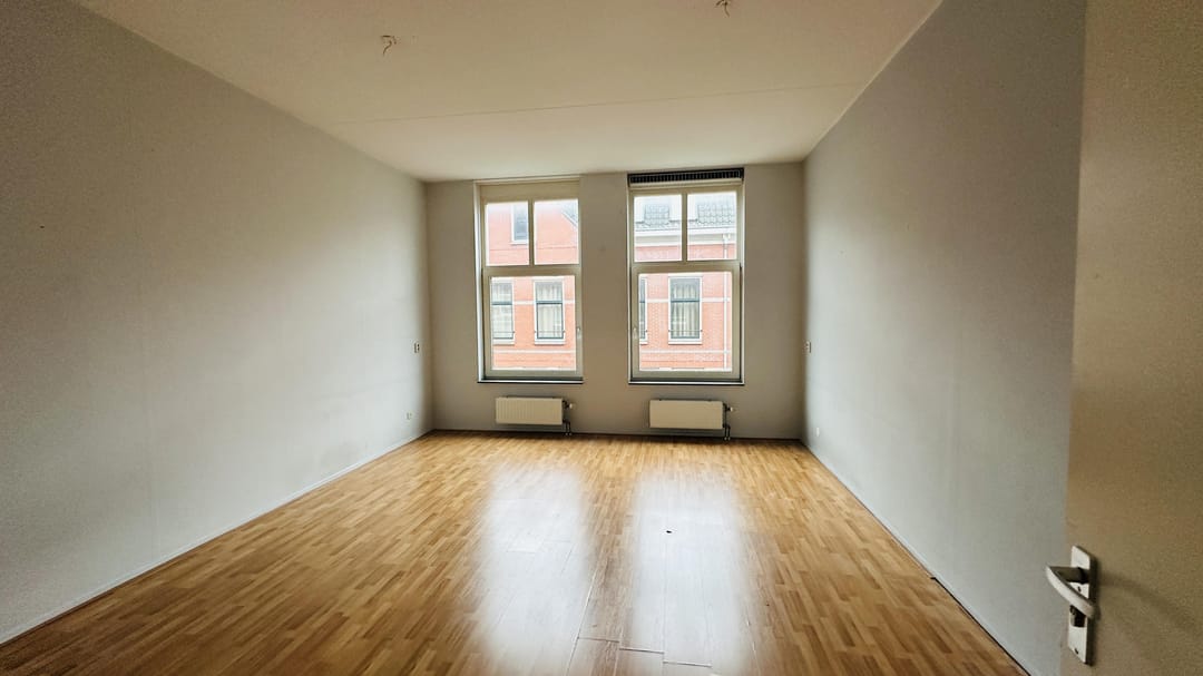 Photo 8 of Volmarijnstraat 9