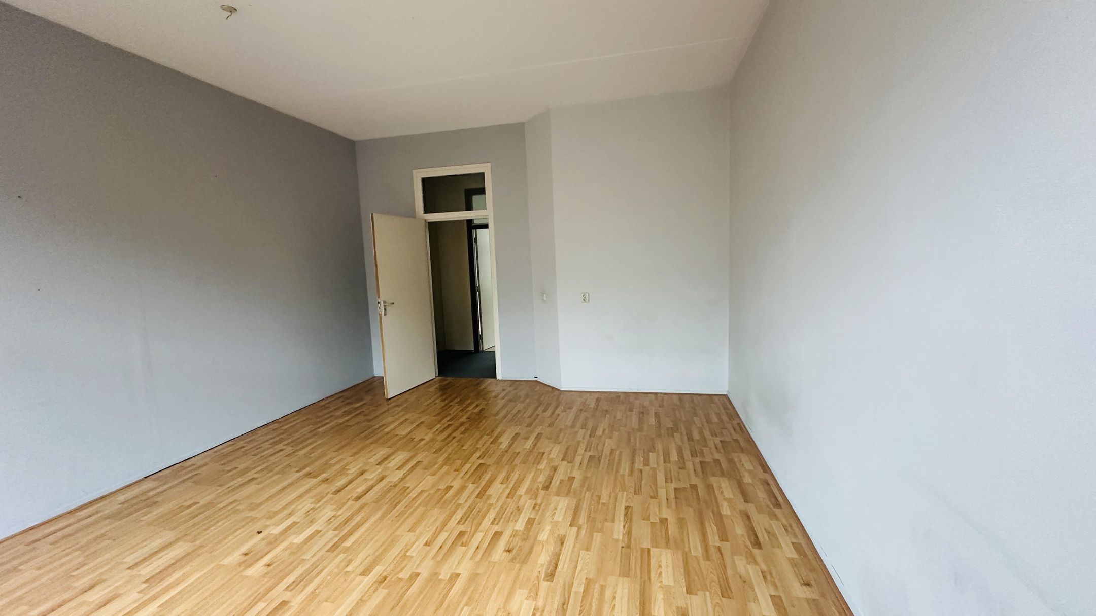 Photo 9 of Volmarijnstraat 9