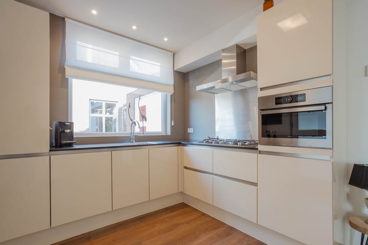 Photo 4 of Swolgenseweg 33