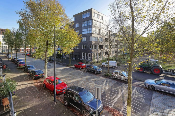 Foto 4 van Joris Ivensstraat 11