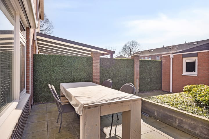 Foto 23 van Heilige Stoel 5314