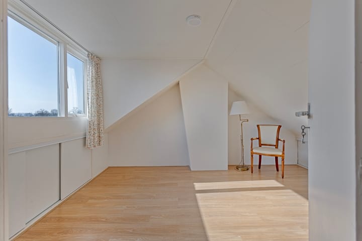 Photo 35 of Zagerstraat 12