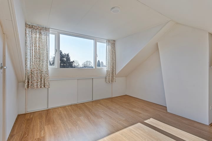 Photo 36 of Zagerstraat 12