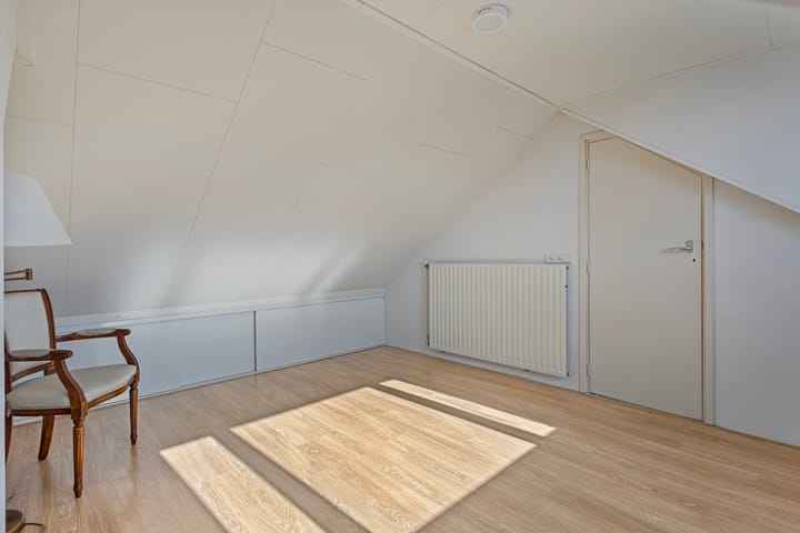 Photo 37 of Zagerstraat 12