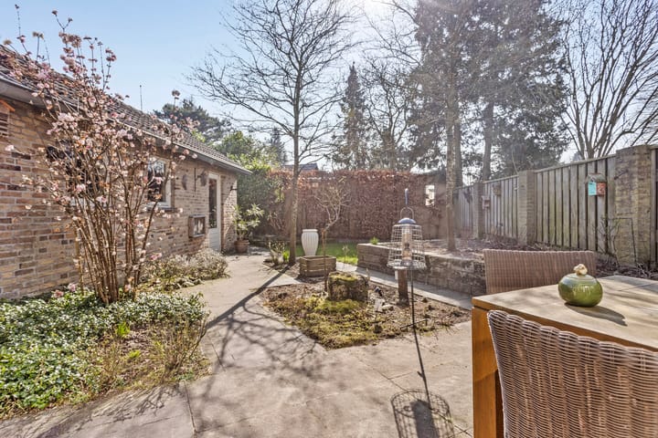 Photo 38 of Zagerstraat 12