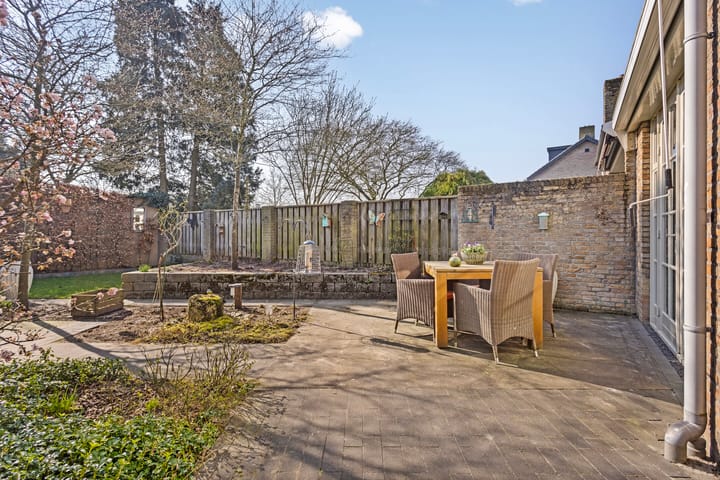 Photo 40 of Zagerstraat 12