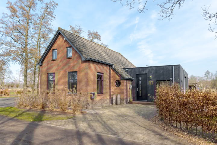 Photo 1 of Harkereed 17