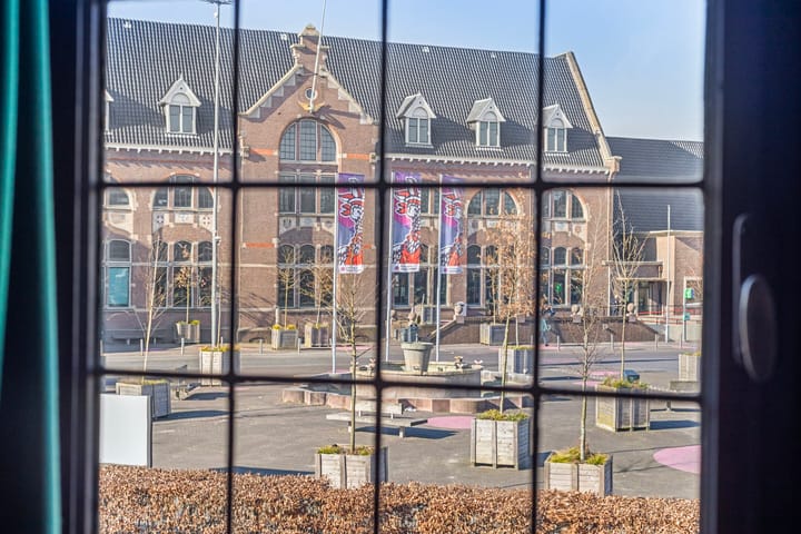 Foto 4 van Stationsplein 10