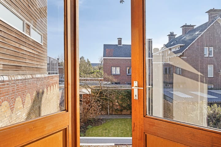 Foto 25 van Stationsplein 10