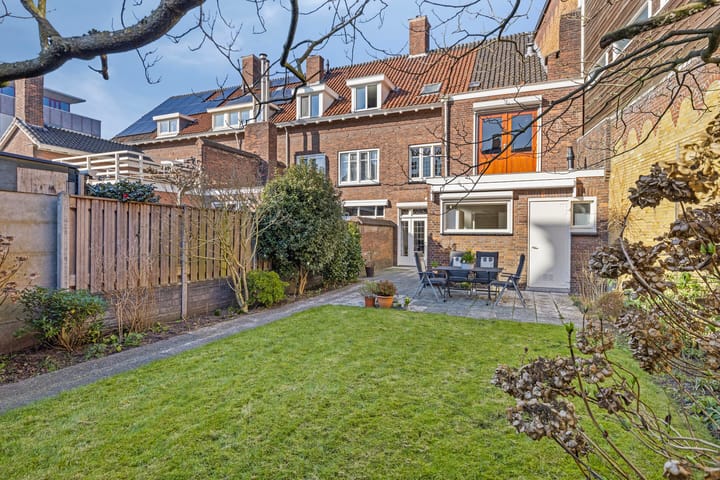 Foto 38 van Stationsplein 10