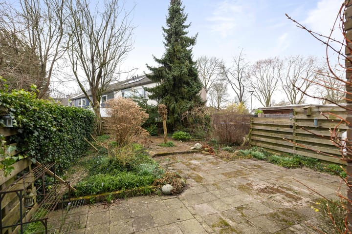 Foto 2 van Lodeizengaarde 17