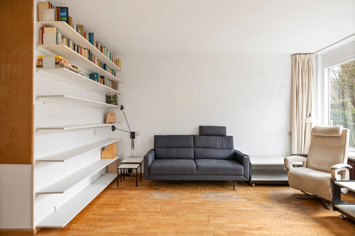 Foto 7 van Lodeizengaarde 17