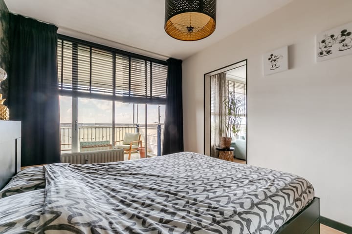 Foto 18 van Adama van Scheltemaplein 46