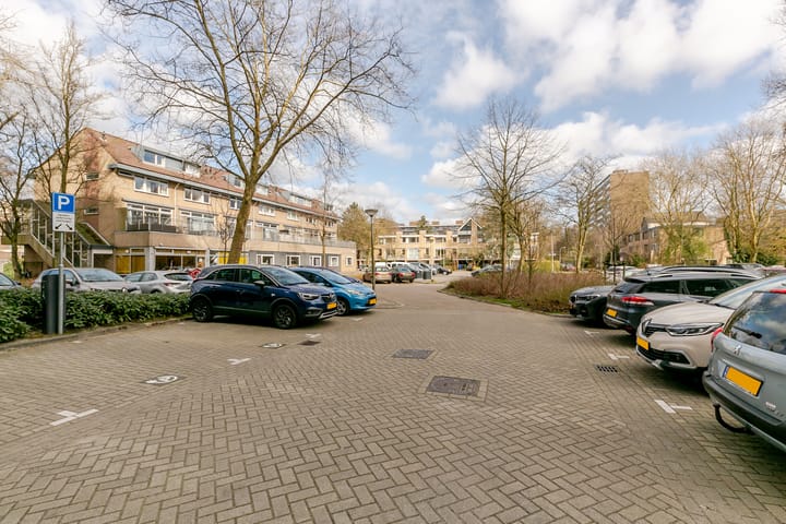 Foto 25 van Adama van Scheltemaplein 46