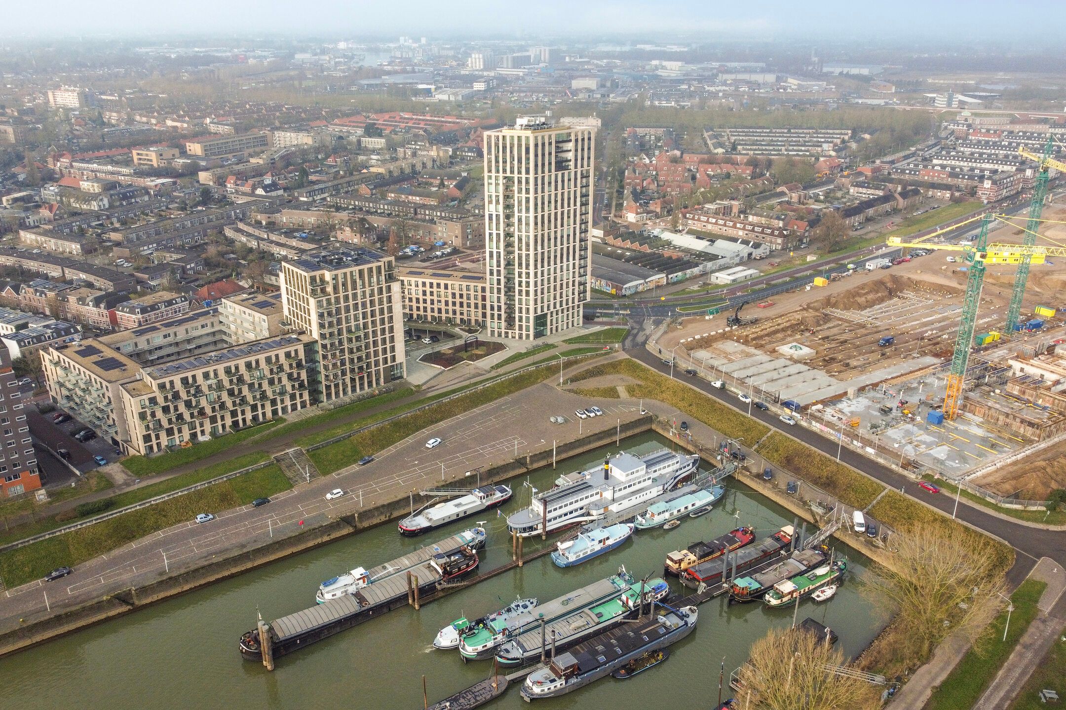 Foto 36 van Waalbandijk 471