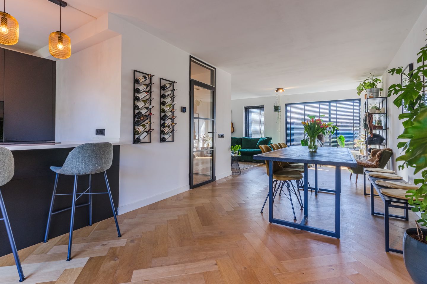 Photo 4 of Koningin Julianaweg-Zuid 3-A