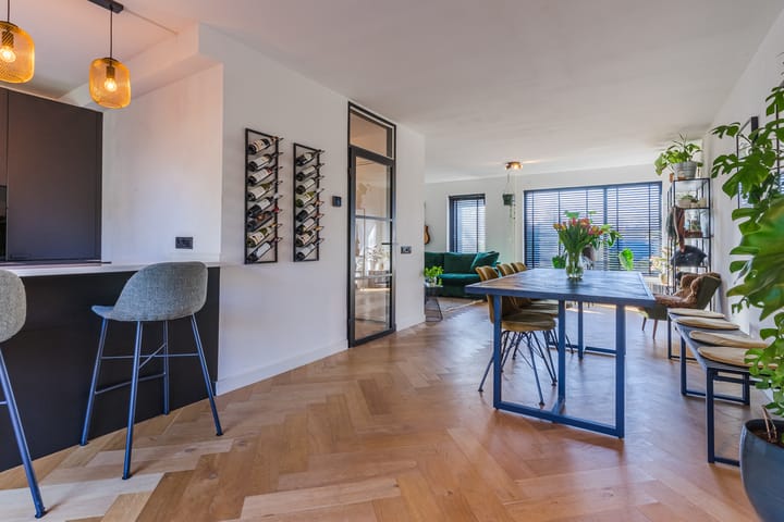 Photo 4 of Koningin Julianaweg-Zuid 3-A