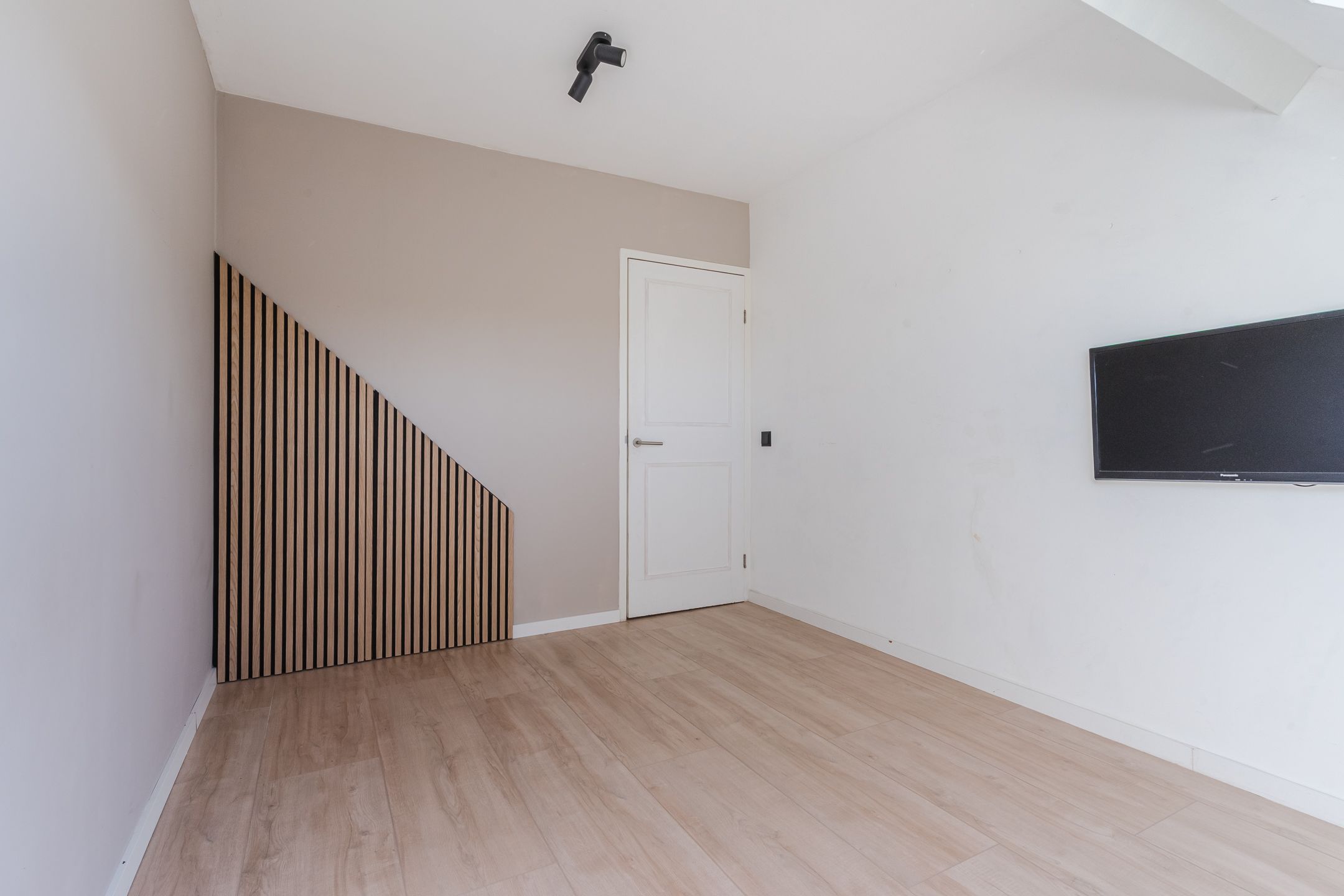 Photo 18 of Koningin Julianaweg-Zuid 3-A