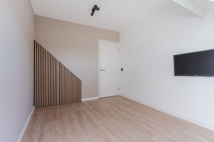 Foto 18 van Koningin Julianaweg-Zuid 3-A