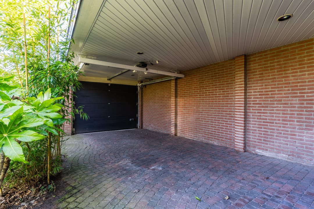 Photo 32 of Koningin Julianaweg-Zuid 3-A