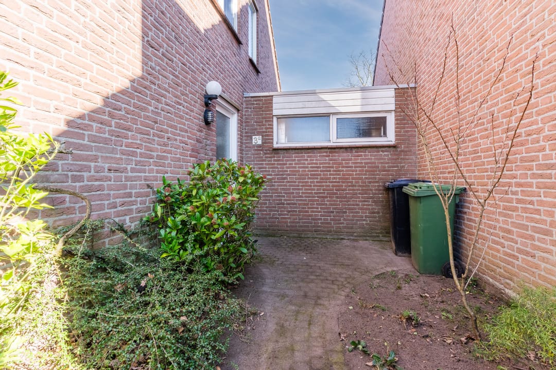 Photo 38 of Koningin Julianaweg-Zuid 3-A