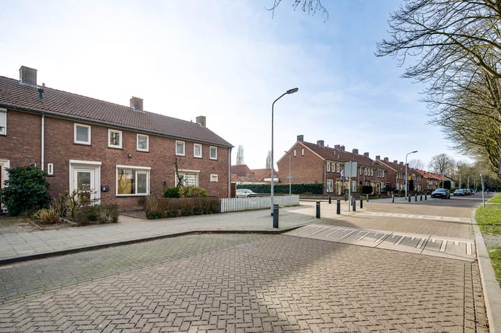 Photo 5 of Mariënhagelaan 11