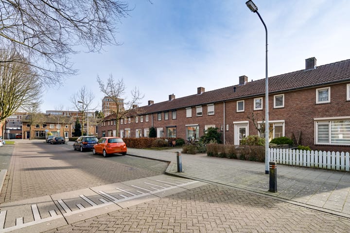 Photo 8 of Mariënhagelaan 11