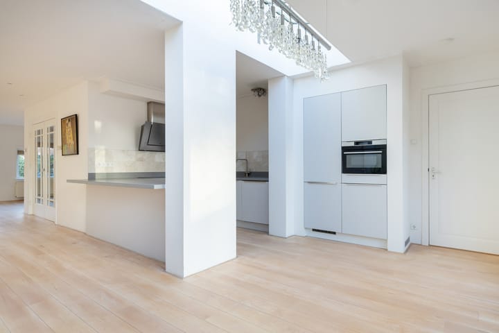 Foto 13 van Ernst Casimirlaan 8