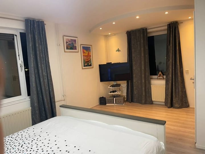 Foto 12 van Catharina van Renneslaan 9