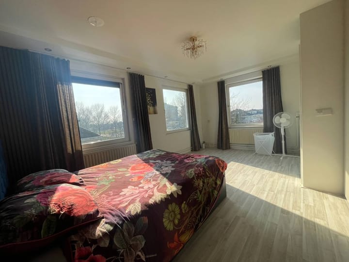 Foto 17 van Catharina van Renneslaan 9