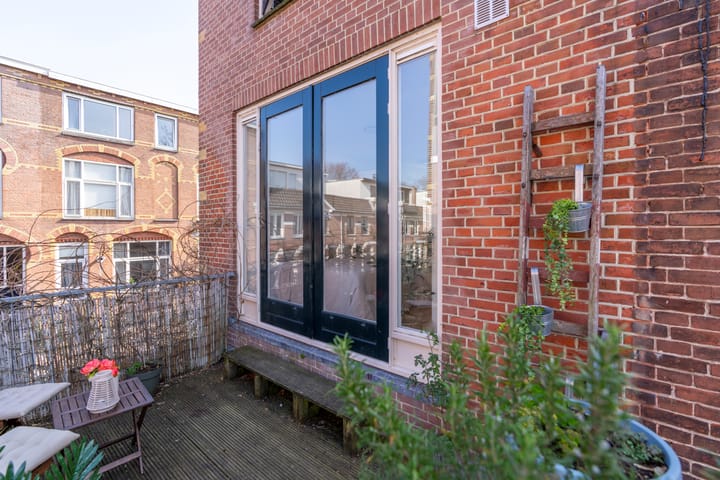 Photo 19 of Adelaarstraat 68-A