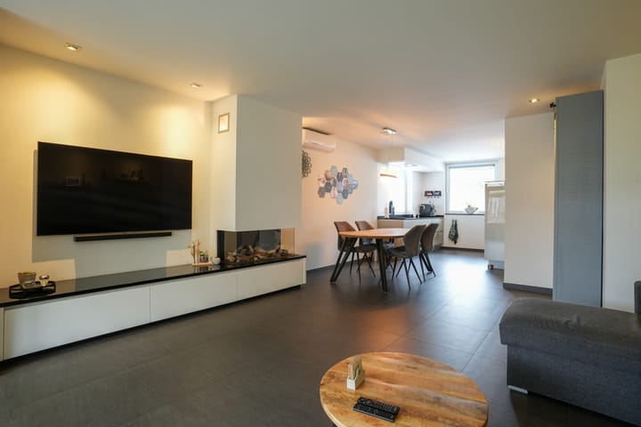 Foto 13 van Burgemeester Beckersstraat 1