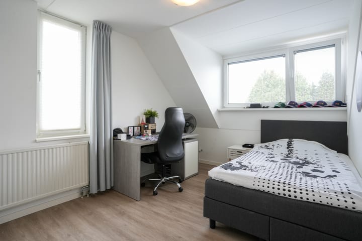 Foto 17 van Burgemeester Beckersstraat 1