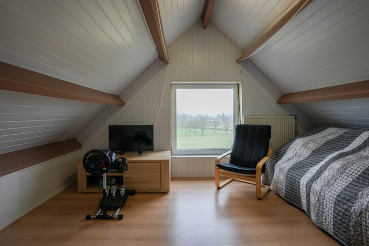 Foto 22 van Burgemeester Beckersstraat 1