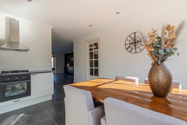 Foto 10 van Weteringstraat 49