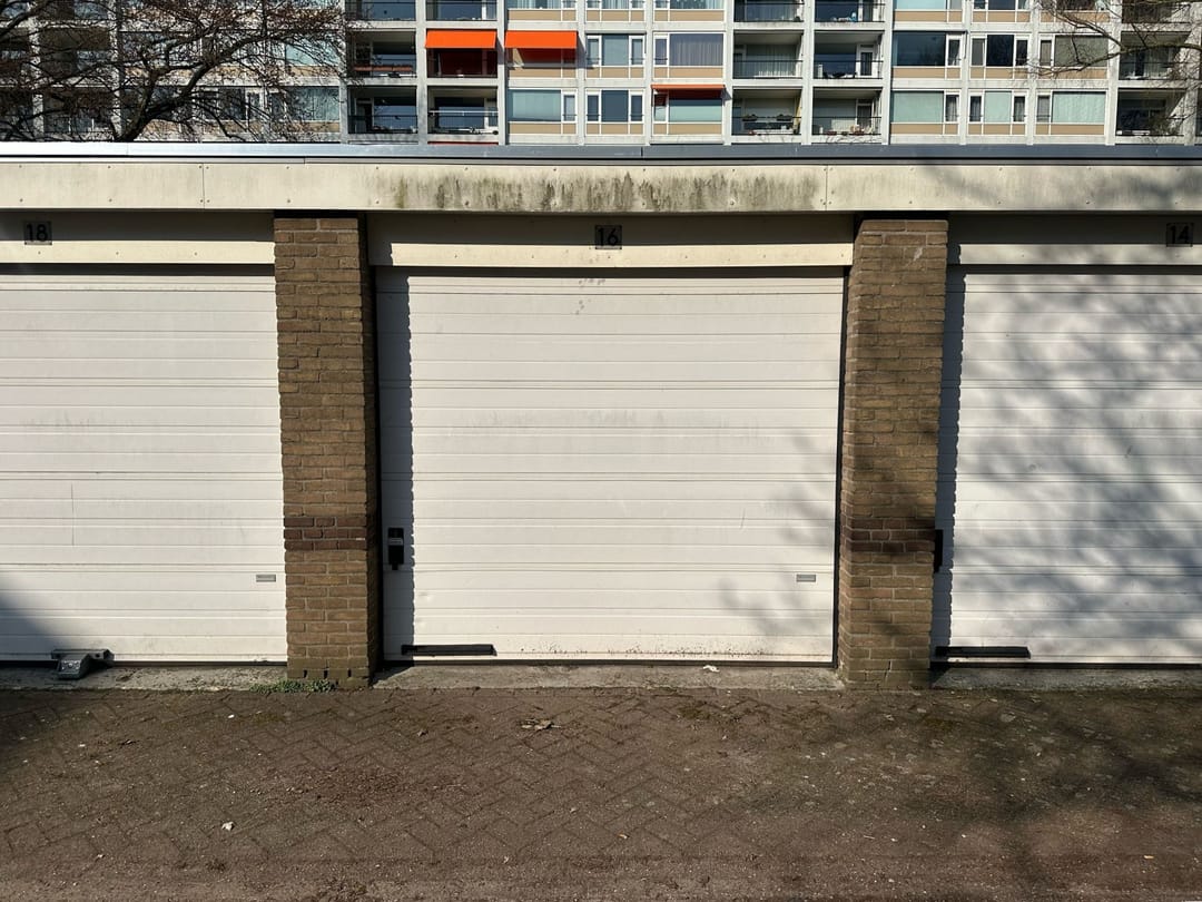 Foto 1 van Heringa-State 16