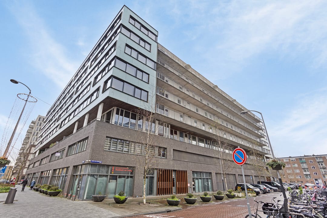 Foto 41 van Martini van Geffenstraat 54