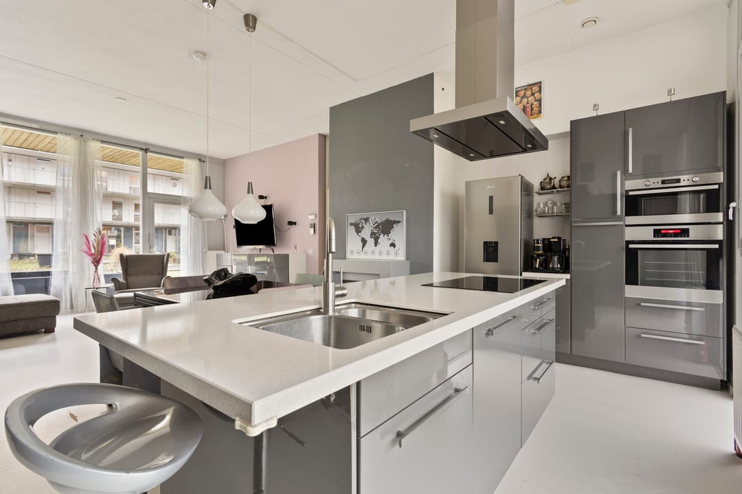 Foto 2 van Martini van Geffenstraat 54