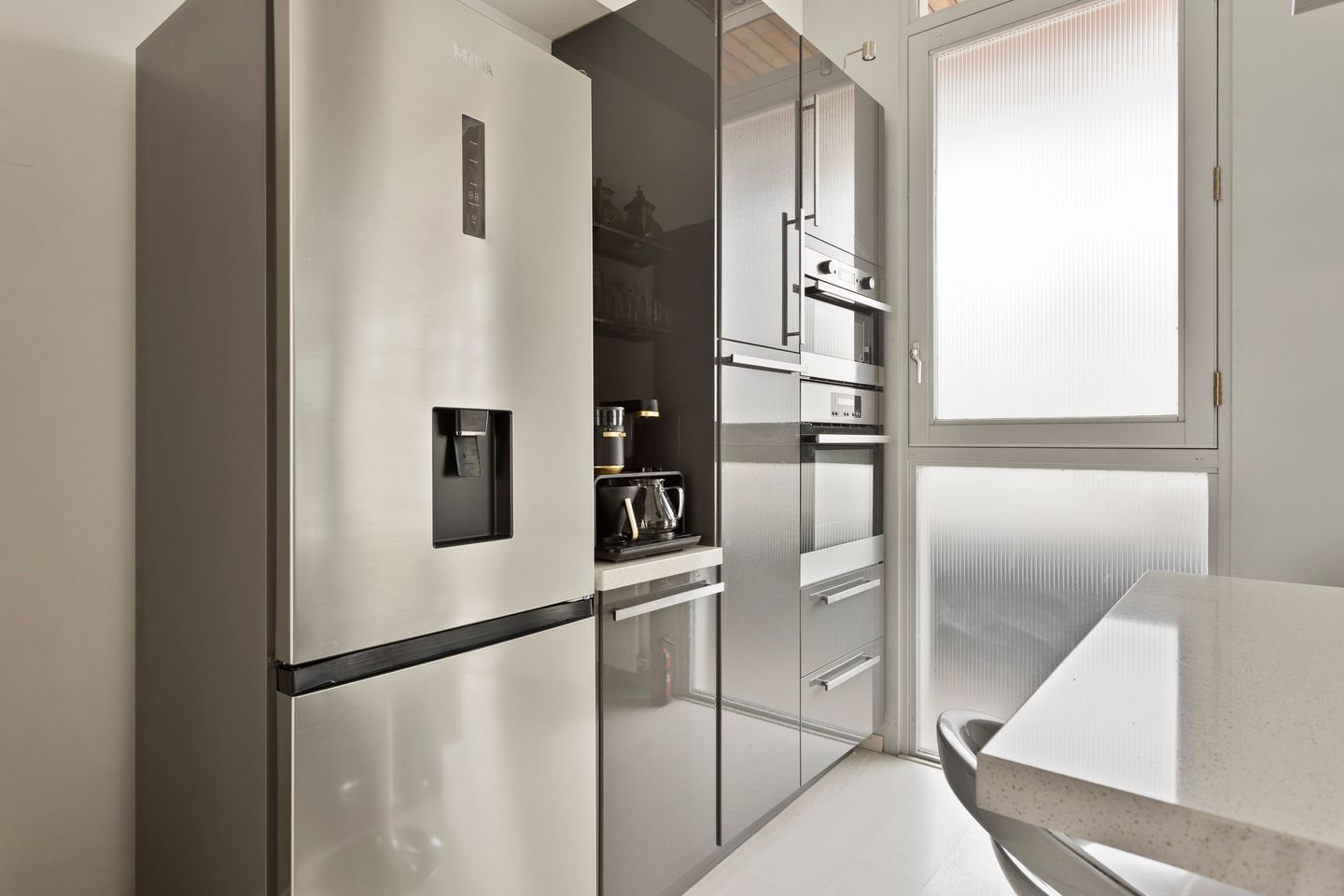 Foto 19 van Martini van Geffenstraat 54