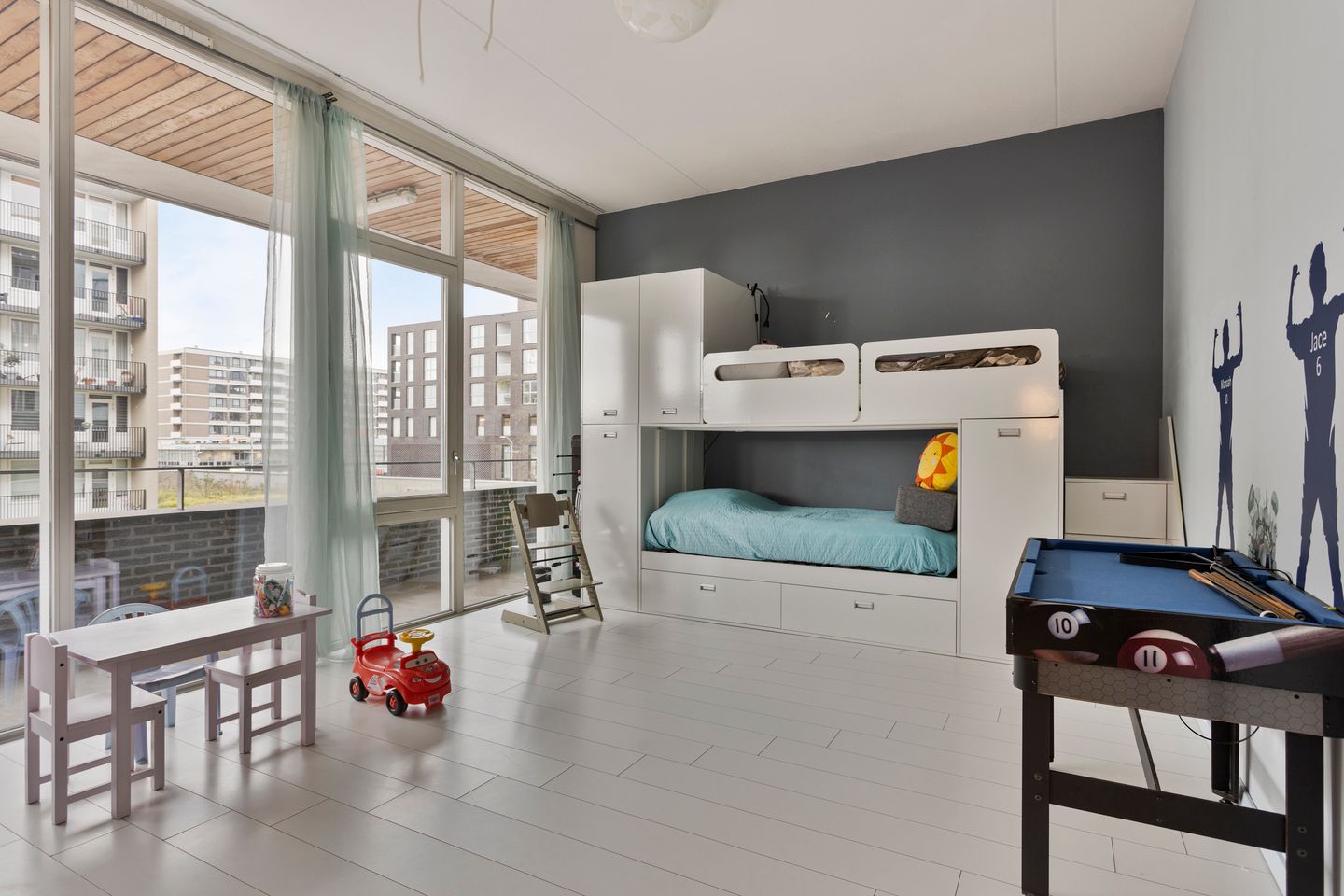 Foto 20 van Martini van Geffenstraat 54