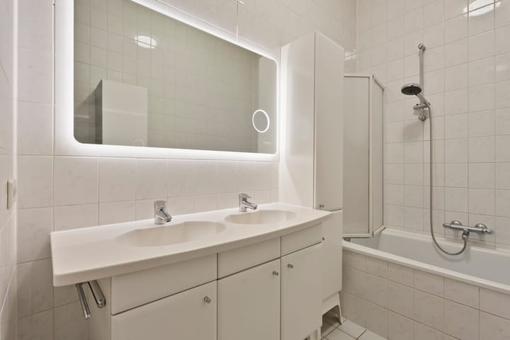 Foto 24 van Martini van Geffenstraat 54