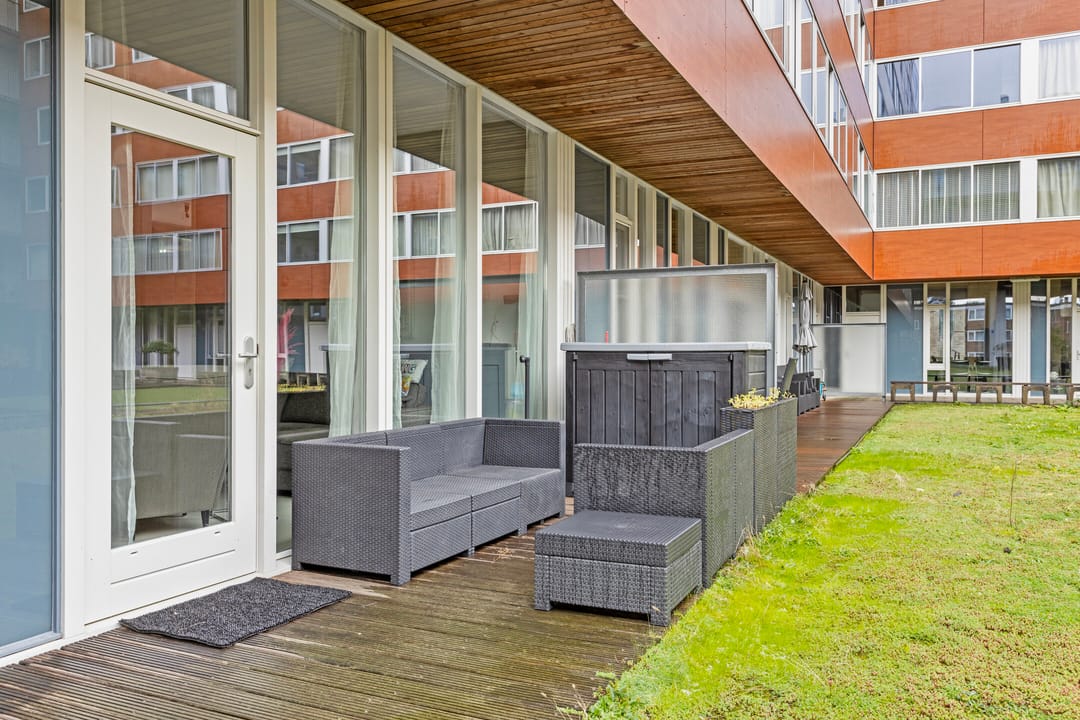 Foto 28 van Martini van Geffenstraat 54