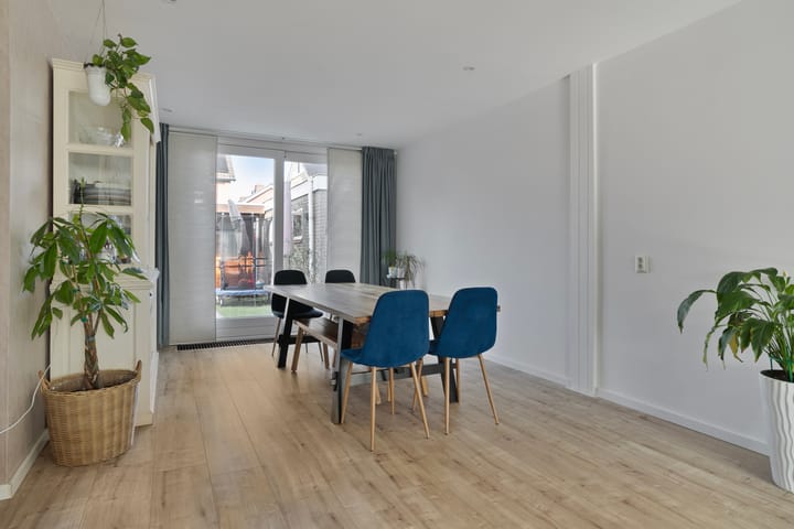 Foto 14 van van Heemstralaan 3