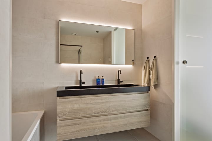 Foto 33 van Leemhorststraat 122-A