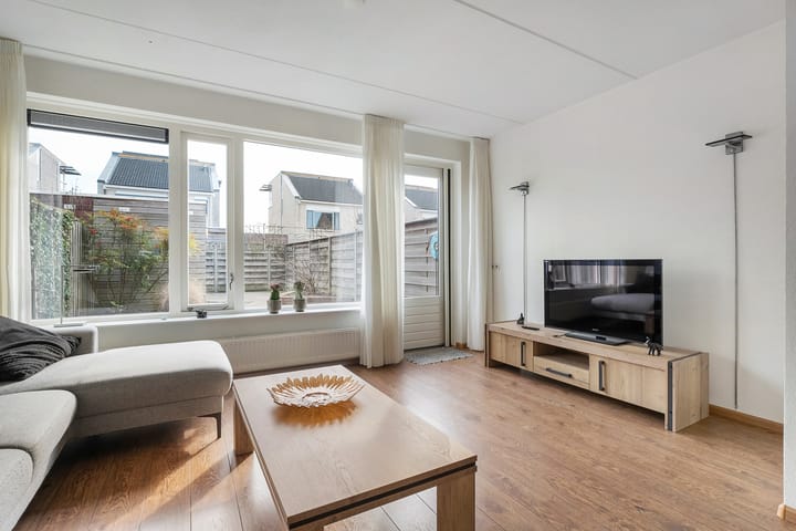 Foto 16 van Mesdagstraat 13