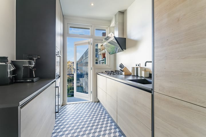 Foto 16 van Van Hallstraat 91-3