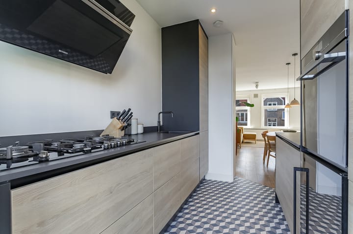 Foto 15 van Van Hallstraat 91-3