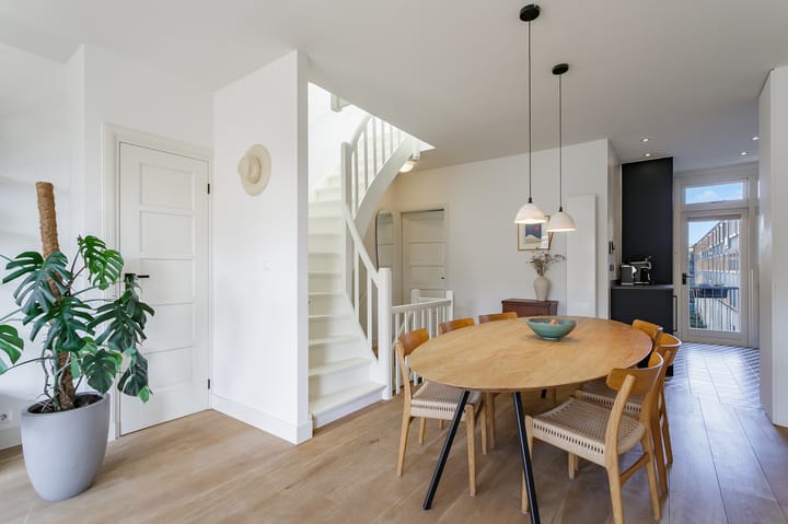 Foto 14 van Van Hallstraat 91-3