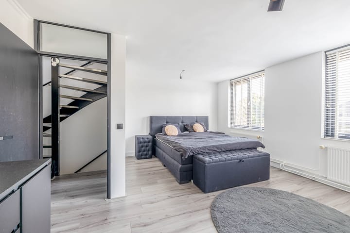 Foto 23 van Mantingestraat 3