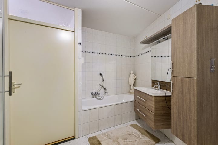 Foto 15 van Abdis Adamastraat 54